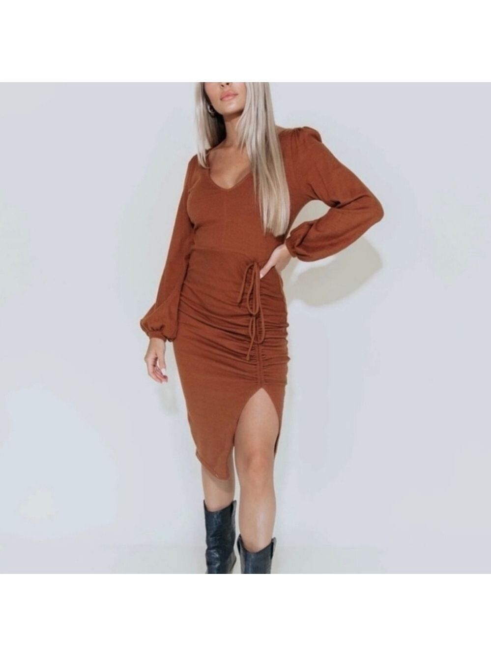 Kittenish Tie scrunch midi bohochic western sweater dress. Size large. EUC